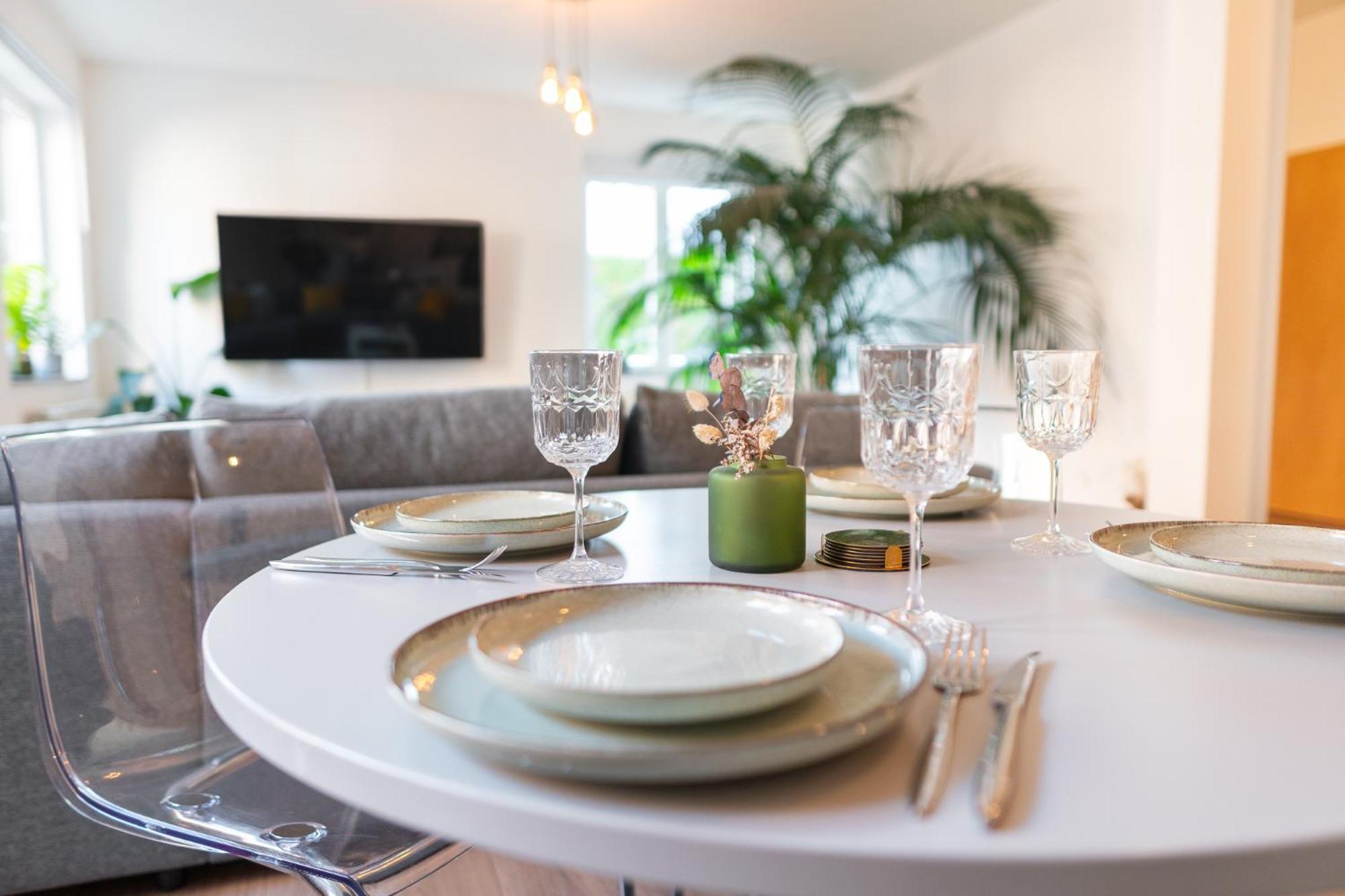 Luxurioeses Apartment, 10Min Innenstadt, Parkplatz Erfurt Kültér fotó