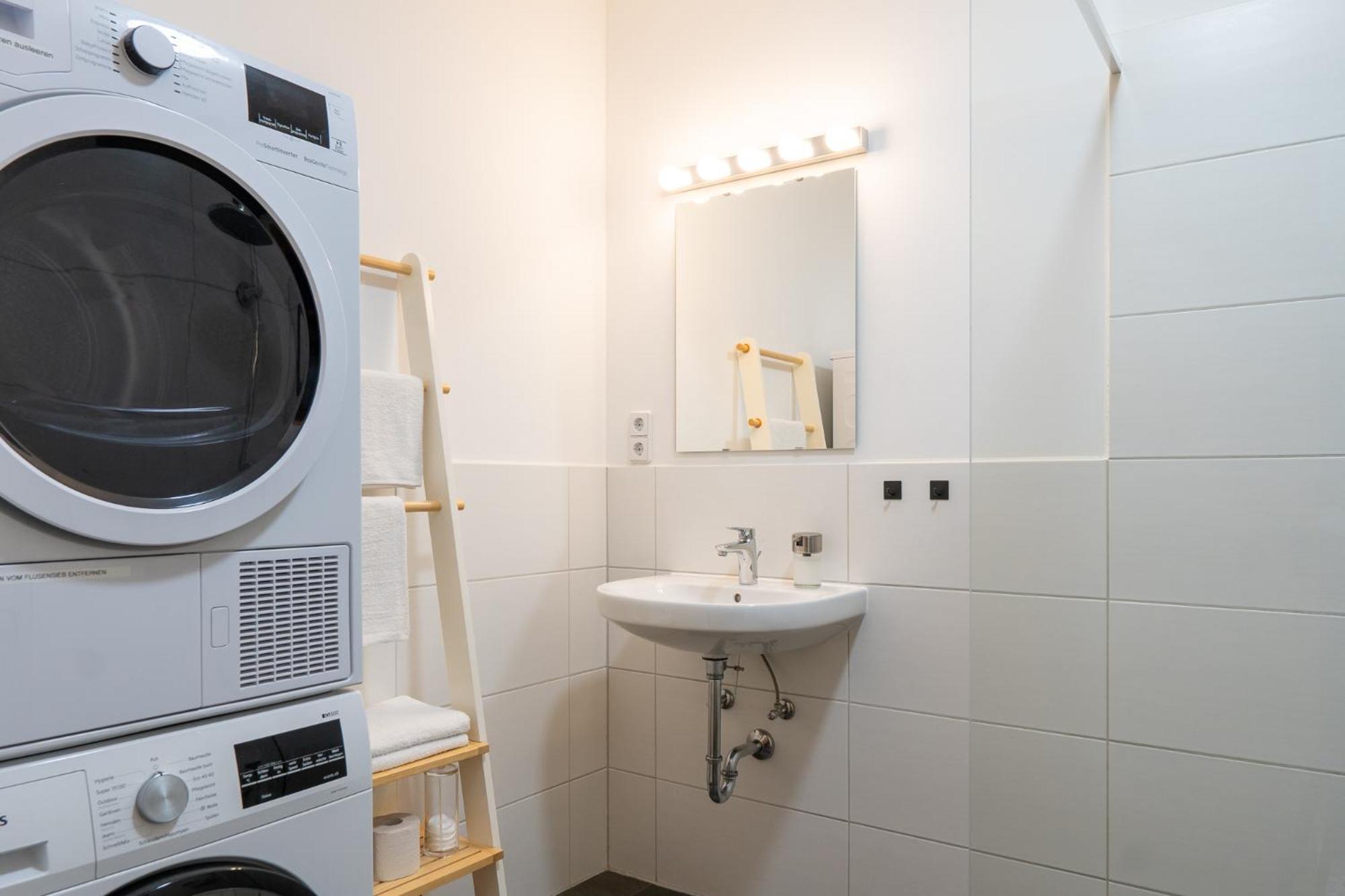 Luxurioeses Apartment, 10Min Innenstadt, Parkplatz Erfurt Kültér fotó